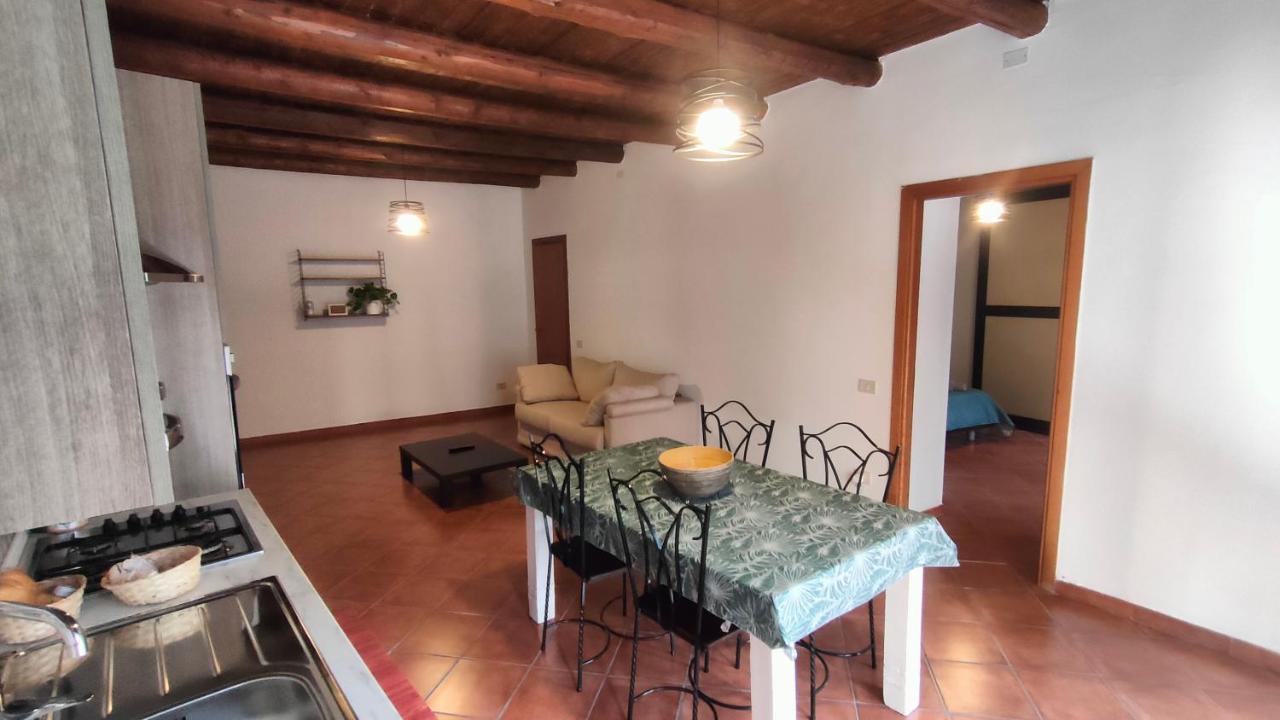 パレルモVicolo Del Vento Casa Ponenteアパートメント エクステリア 写真