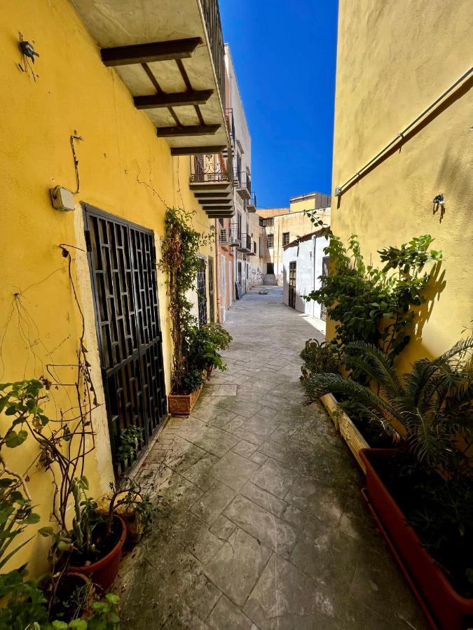 パレルモVicolo Del Vento Casa Ponenteアパートメント エクステリア 写真