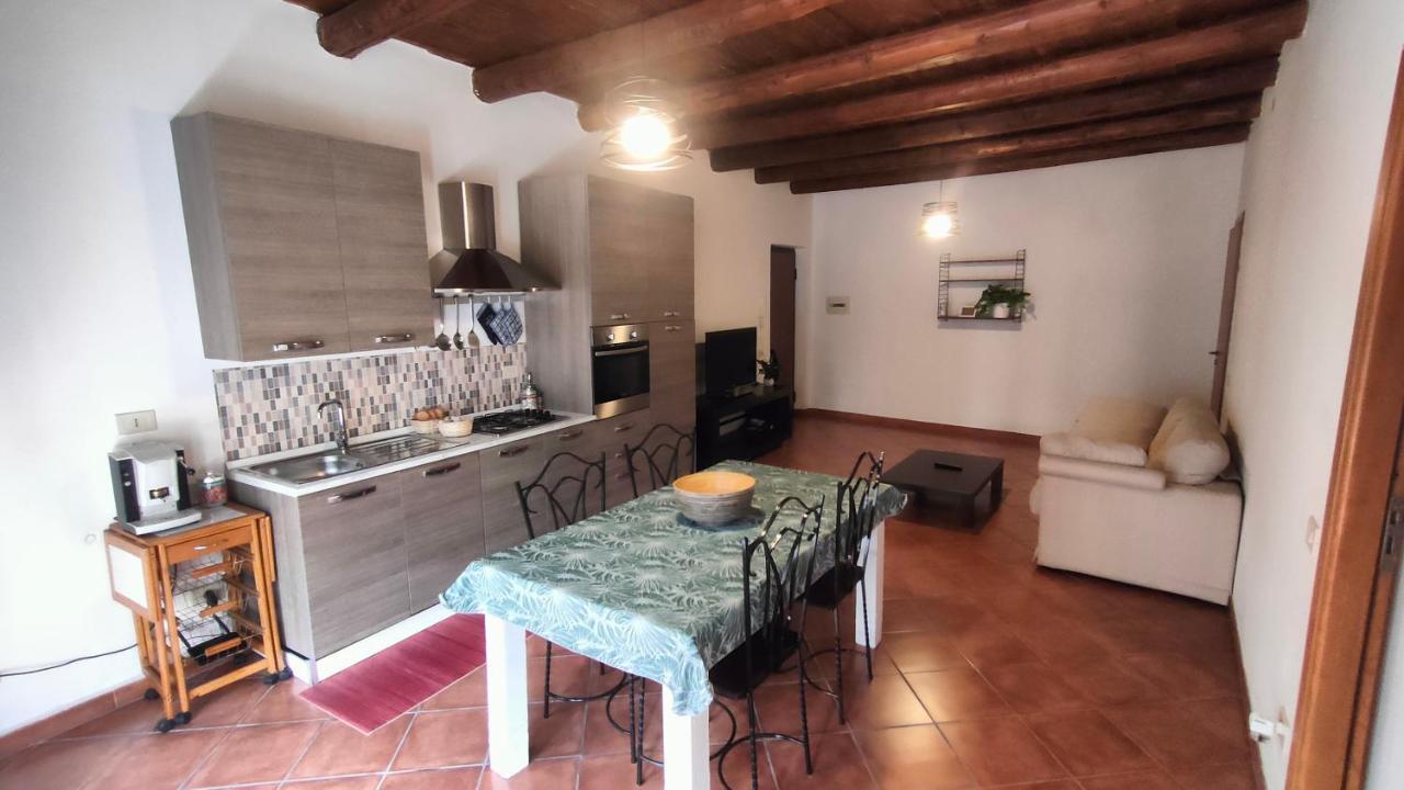 パレルモVicolo Del Vento Casa Ponenteアパートメント エクステリア 写真